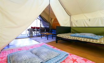 Gapyeong Seraphim Glamping Pension (Air Conditioner, Fan)