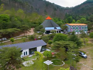 Wonju Munmak Healing Leisure Park Pension