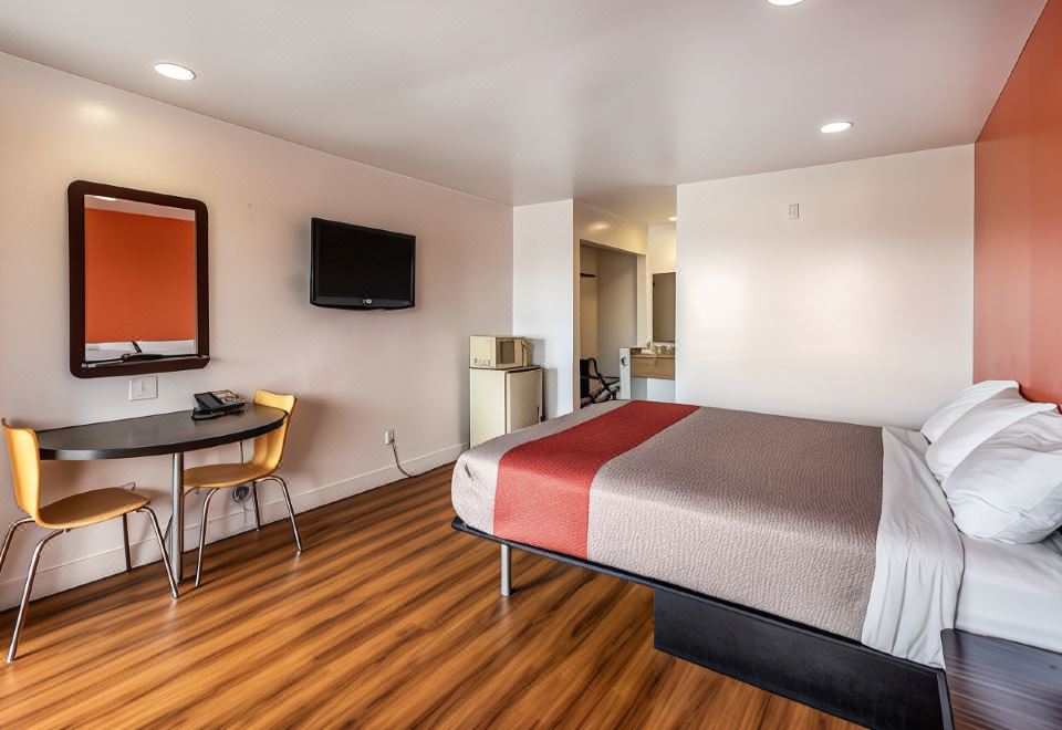 Motel 6-Gardena, CA - South