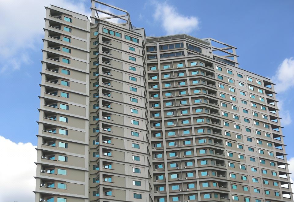 2. 만다린 플라자 ..