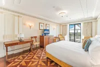 Imperial Hotel Gold Coast - Parking