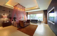 Young Motel Hotels in Taoyuan