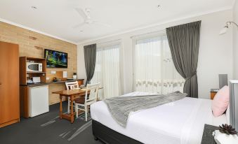 Caboolture Riverlakes Boutique Motel