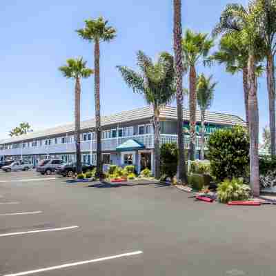 The Grove at Pismo Beach Hotel Exterior