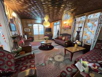 Young Shahzada Group of Houseboats - Ramah Hewan Peliharaan