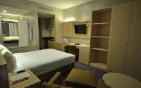 Gtv Hotel Hotels in Central Cikarang