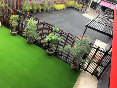 Thyme Xeriscape Hostel