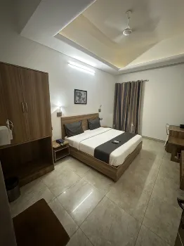 Gulnaar Inn โรงแรมใกล้Central Chennai