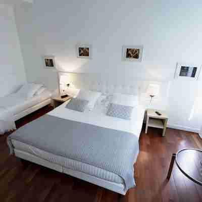 Le Saint Louis Rooms