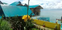Mlk Bamboo Beachhouse Hotels in Malabuyoc