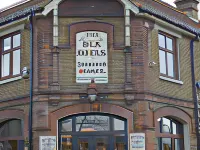 The Six Bells Hotel di Cliffe
