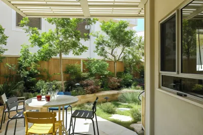 Luxurious Family Three Story House with Mamad by Sea N' Rent Hotels near Netanya