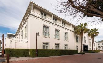 Queen Victoria Hotel by Newmark