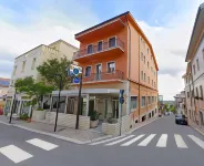 HOTEL HOUSE GARGANO Hotels in Sannicandro Garganico