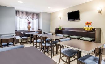 Microtel Inn & Suites by Wyndham Georgetown