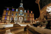 Les Ateliers d'Art Modiste et formier Hôtels à proximité de : Stade Henry Malleval