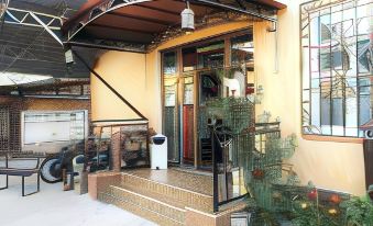 Apple Hostel Bishkek