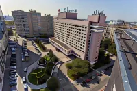 Azimut Hotel Novosibirsk Hôtels à : 