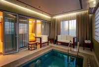 Damask Resort Hotels in Wakan