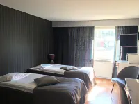 Hotel Yöpuu