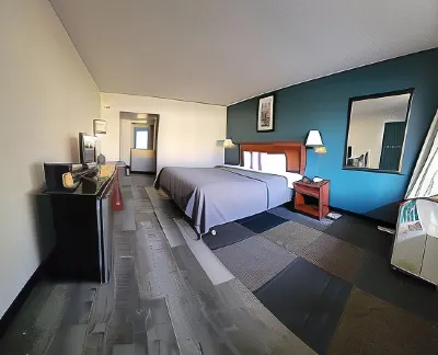 Newburgh Inn Hotels in New Windsor
