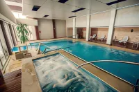Rayentray Grand Hotel - piscina