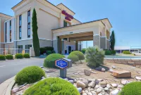 Hampton Inn Brownwood Отели рядом с достопримечательностью «Публичная библиотека Браунвуд»