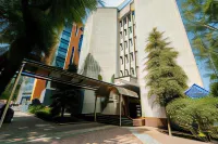 Dacia Hotel Hotel in zona Oasis Shopping Mall