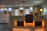Contact Hotel Restaurant la Chaumière Entre Orgeval et Flins A13 Sortie 8 Hotels in Mézy-sur-Seine