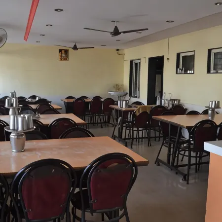 Hotel Sai Vishwa