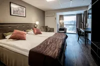 First Hotel Royal Hotels in Amal