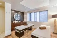 โรงแรมและสปาเลอแซง-จอร์จ - ที่มีฟิตเนส