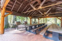 Mountain Condo w/ Resort Pools, Hot Tubs, Sauna Access! Hotels in Glacier