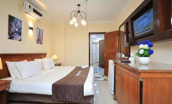 Dreamers Hotel