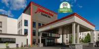 ホリデイ イン アンド スイーツ シラキュース エアポート - リバプール by IHG - 駐車場