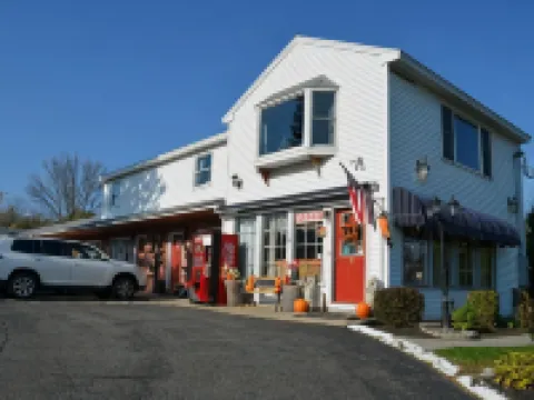 Williamstown Motel Hotels in Williamstown