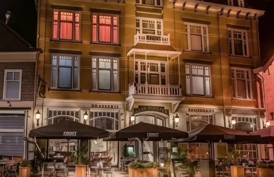 明斯特餐廳酒店