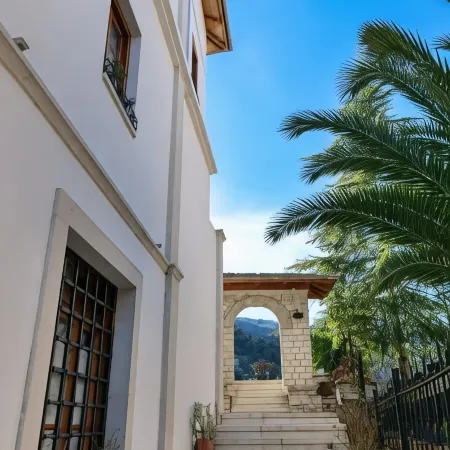 Hotel Bineri