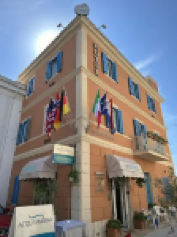 Hotel L'Isola Hotel in zona Palafitte