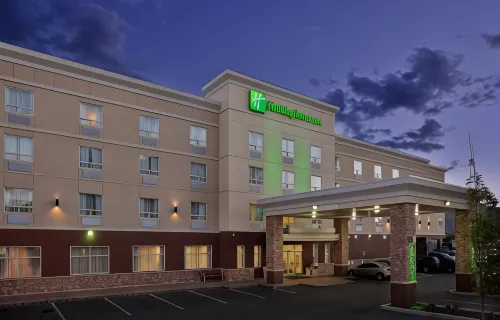 Holiday Inn & Suites Kamloops