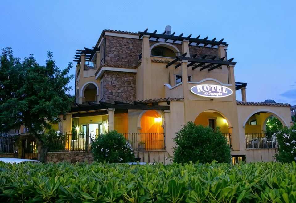 hotel overview picture