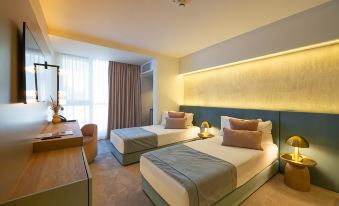Bavaria Blu Hotel and Conference Centre
