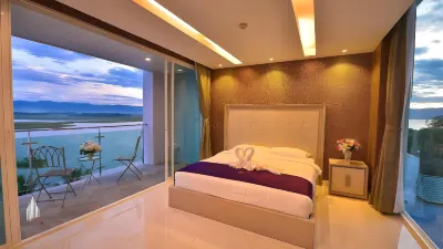 Phuglong Hotel