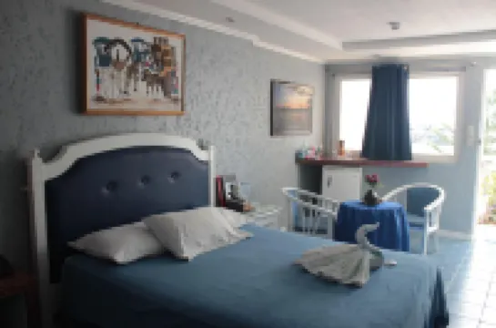 บลูร็อก บีชรีสอร์ท