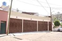 Casa Corazon de Plata Suites