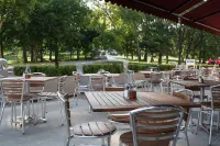 Rooftop Deck and Designer Furnishings - Luxurious Nashville Haven Hotels in Berry Hill