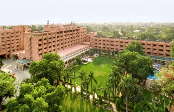 阿格拉克拉克西拉茲酒店