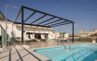 Hotel Ilunion Mérida Palace - Uima-altaat