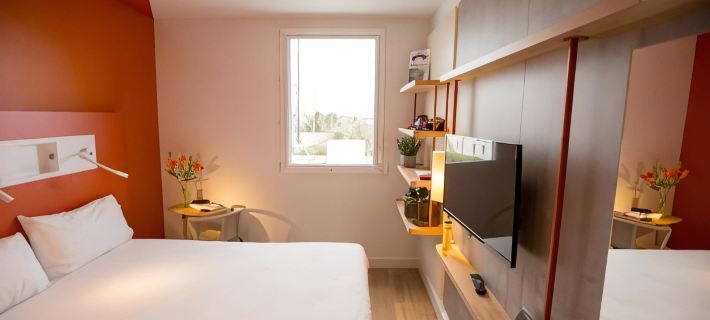 Ibis Budget Cherbourg la Glacerie Hotele w: Cherbourg