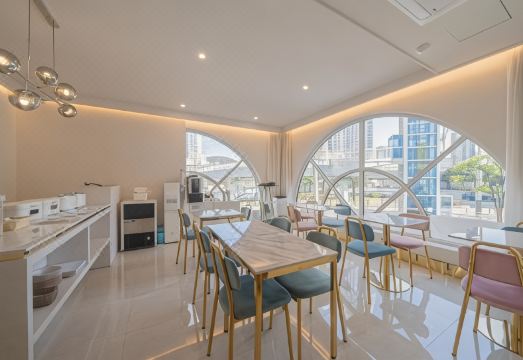 시그니처 덴바스타 호텔